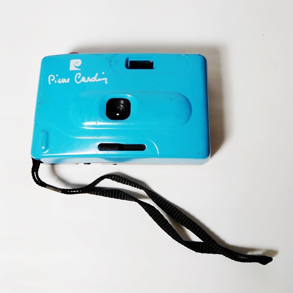 フィルムカメラ pierre cardin Handy camera ピエール・カルダン ハンディ コンパクトカメラ メルカリ