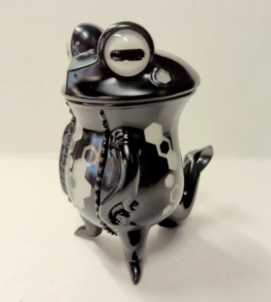 2025年最新】ウツボカエルの人気アイテム - メルカリ