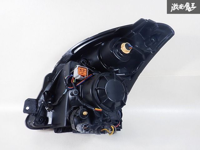 ZC31S スズキ純正HIDヘッドライト左右セット STANLEY P5450 スイフトスポーツZC31S HIDヘッドライト STANLEY P5450 右純正
