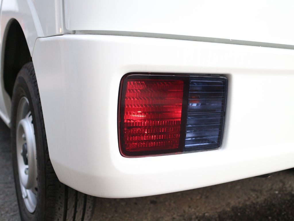 Tint+カット済み エブリイ バン DA17V テールランプ スモークフィルム(Type4：ハイマウントストップランプ用との3点セット)