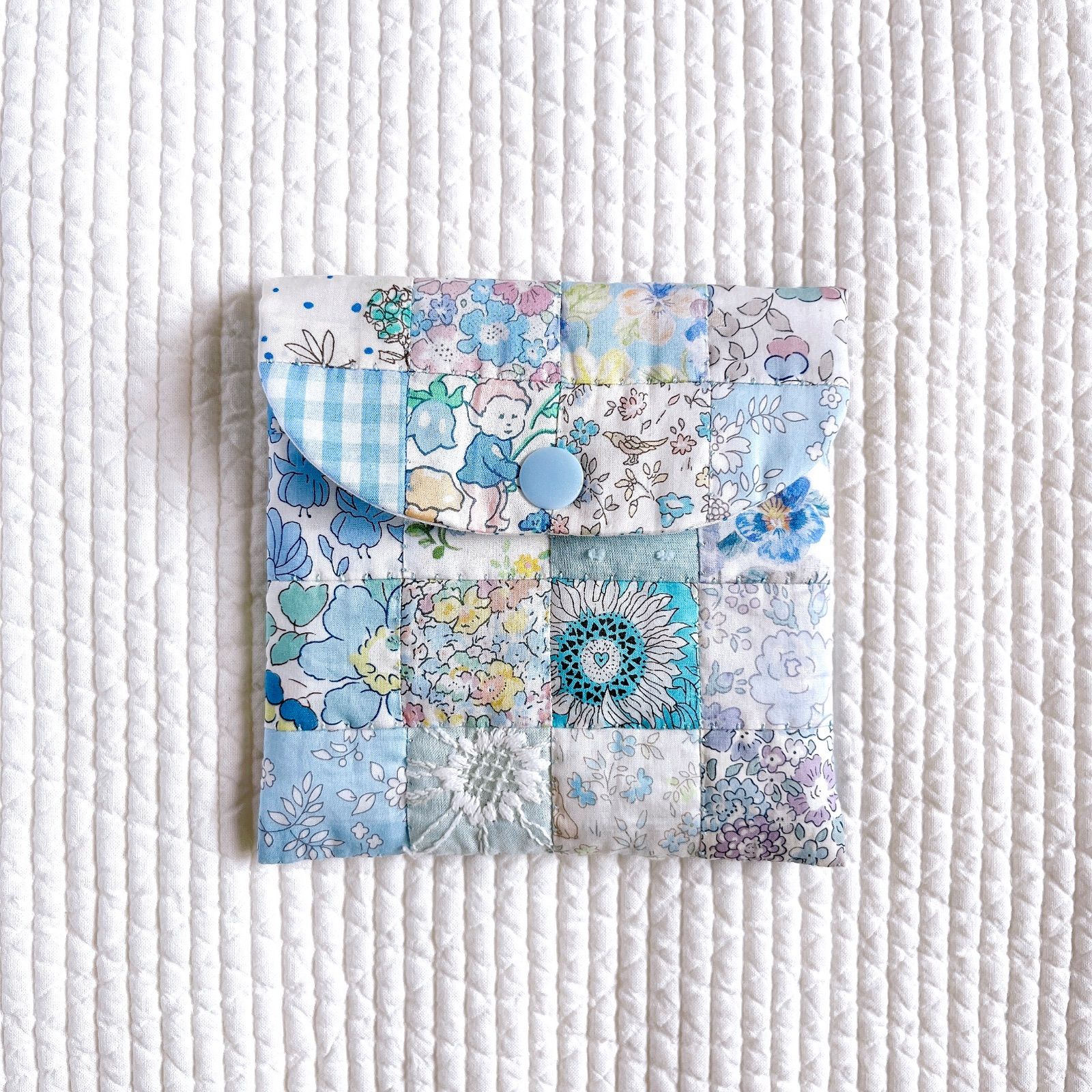 青系パッチワークキルト