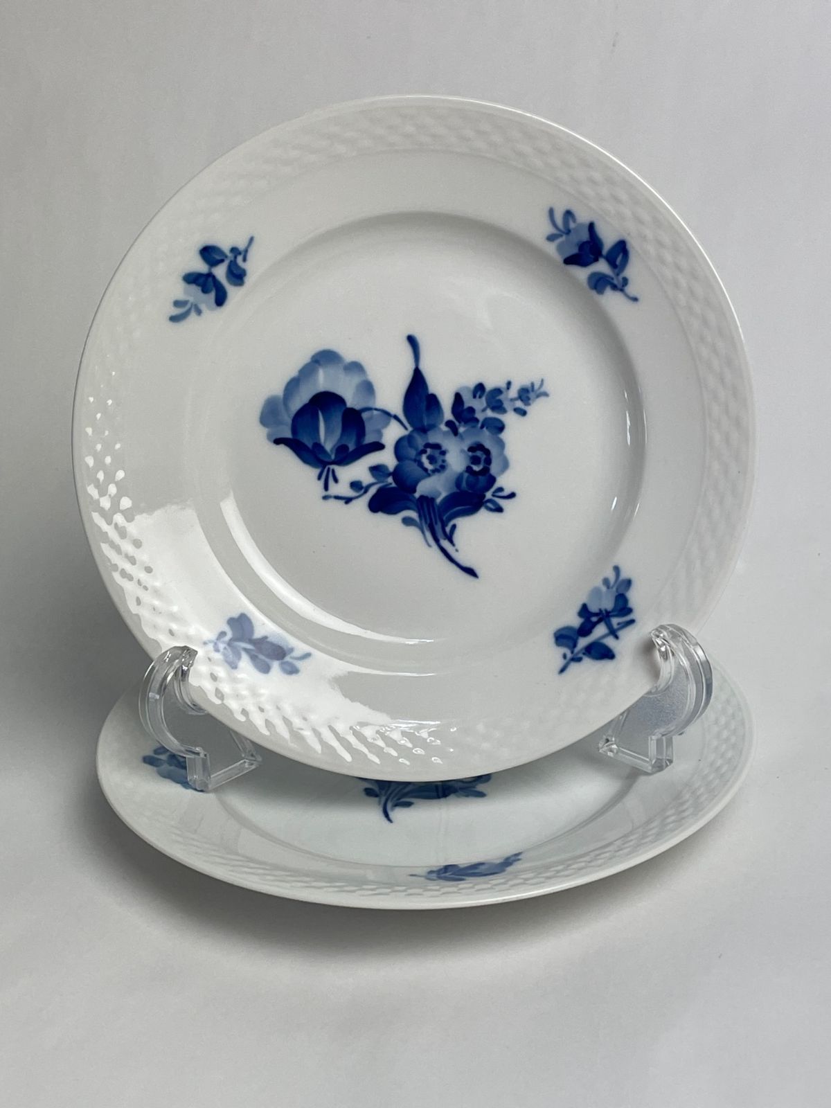 ①ロイヤルコペンハーゲン(ブルーブルーテッド　ルフレース) 2枚セット ロイヤルコペンハーゲン ブルーフラワー プレート・皿（＃8093）x2枚