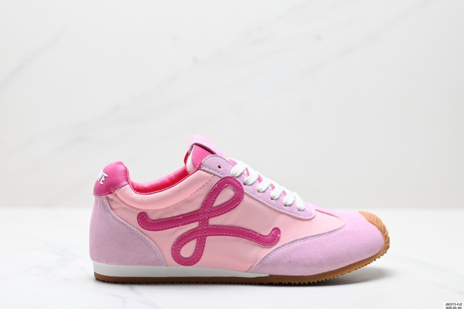 loewe ballet runner 2.0スポーツシューズ23.5cm ロエウェ Loewe Ballet Runner 2.0 スニーカーシリーズ アゲン