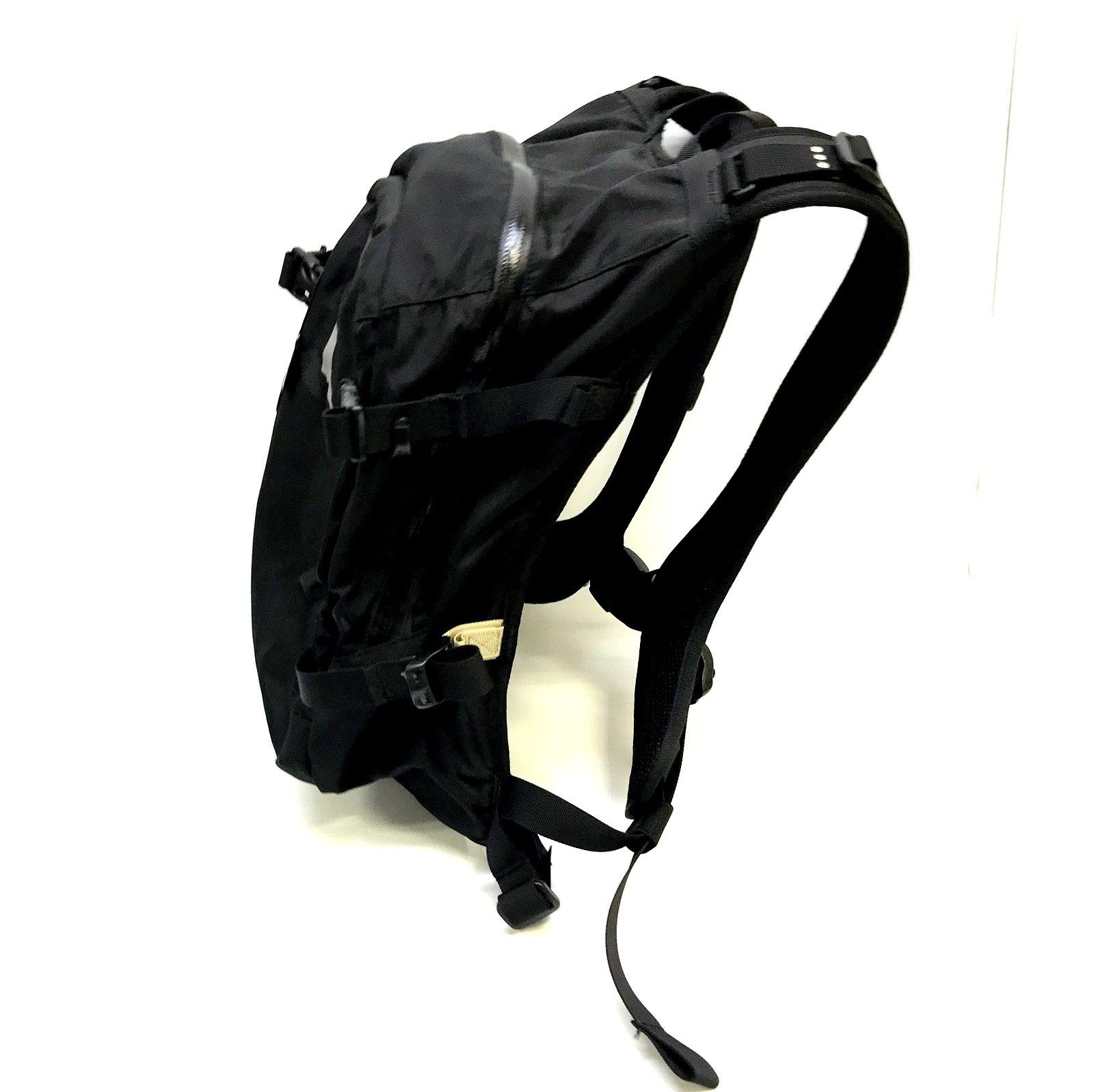 ブラックバイク用品