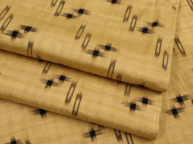 平和屋着物 上 国指定重要無形文化財 本場久米島紬 手織 単衣 黄土色地 CYAA3336s5