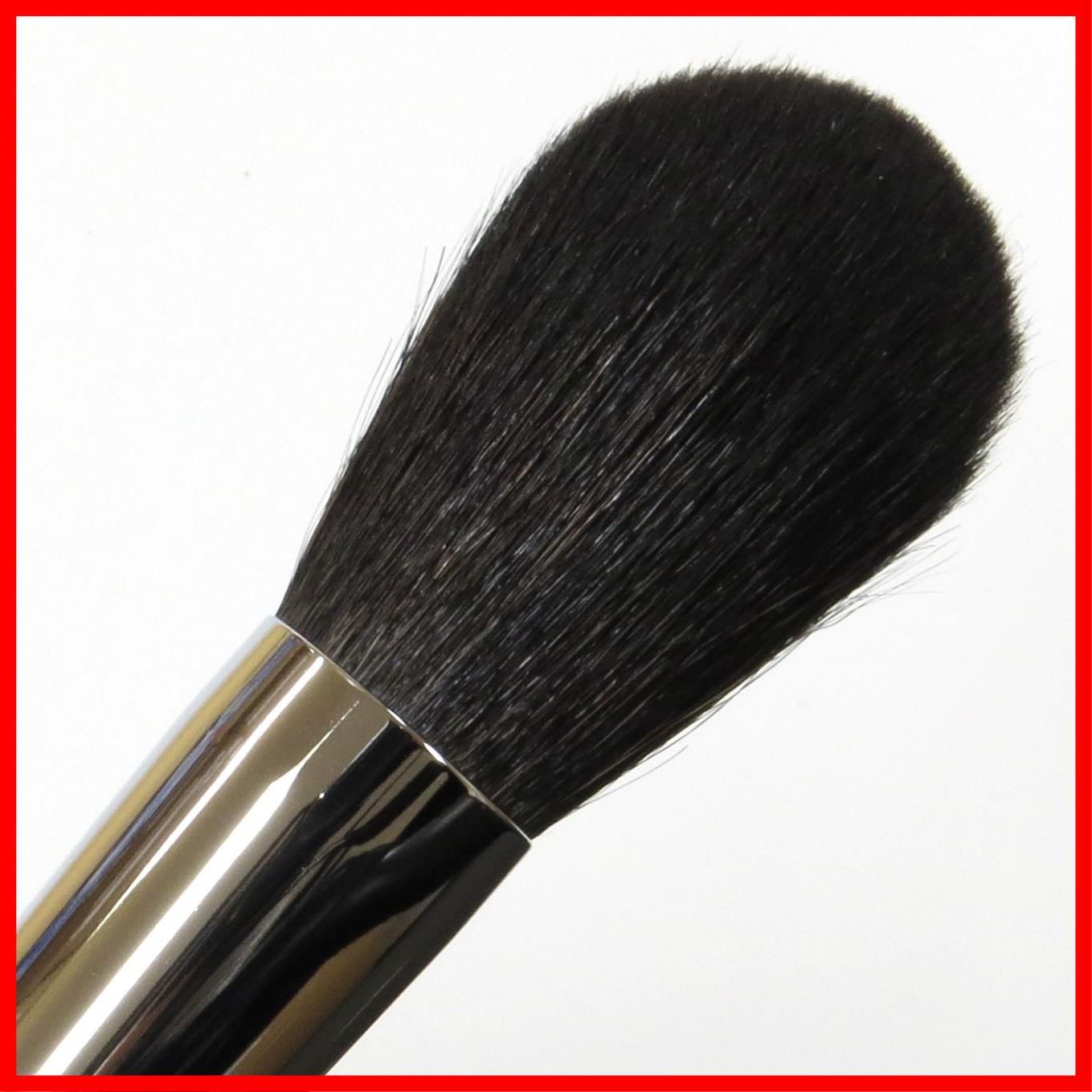 チークブラシ ラドンナ