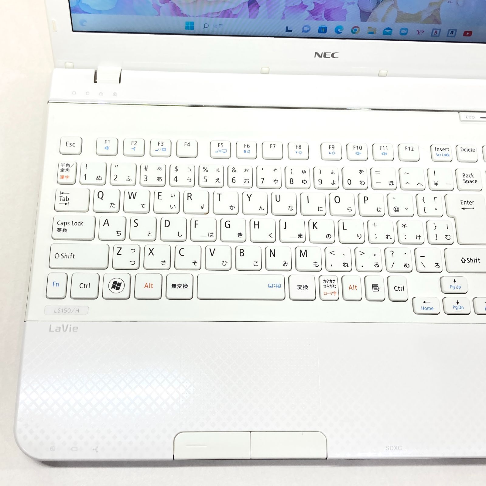 4 ハイスペック美品☆ SSD:1TB Core-i7 16GB office ノートパソコン 白 