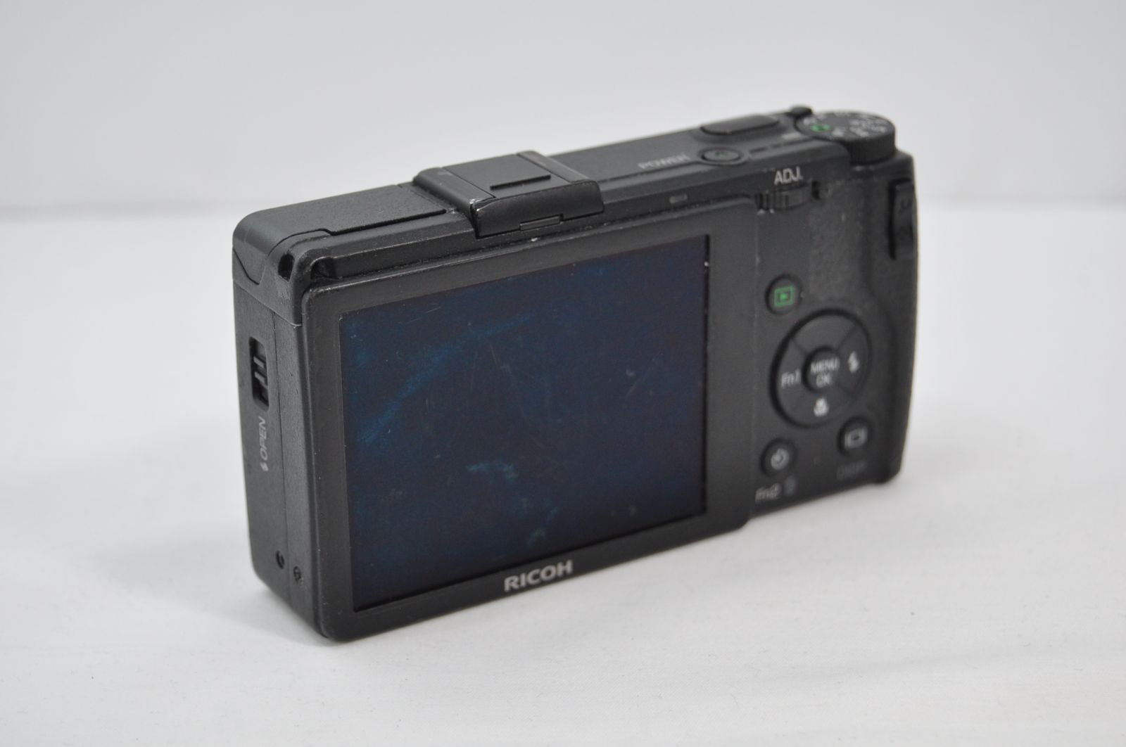 【完全動作品】美品 RICOH GR digital IV コンデジ ブラック RICOH GR DIGITAL IVの出品 | ONE SCENE（ワンシーン）