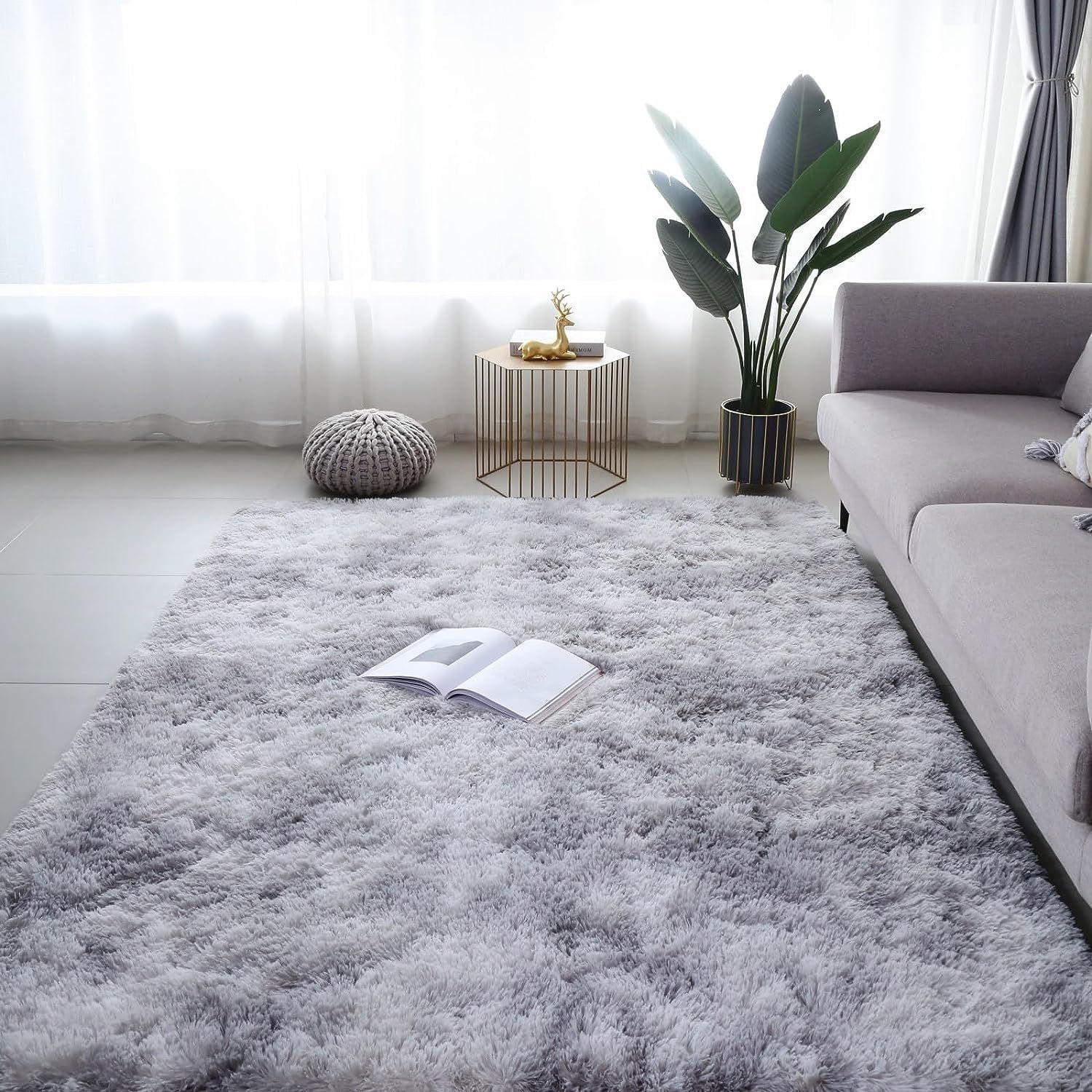ラグマット カーペット 120x160cm 全厚約5.5cm おしゃれな北欧風シャギーラグ 極厚ウレタンフォーム15ｍｍ 洗えるラグ 滑り止め付き ふわっとした手触り 防音絨毯 オールシーズン快適に使用 長