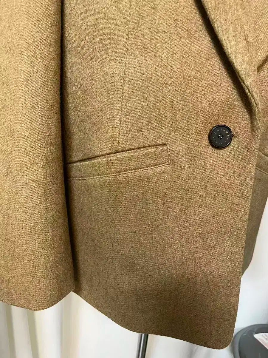 the CASHMERE ブレーザー 状態良し
