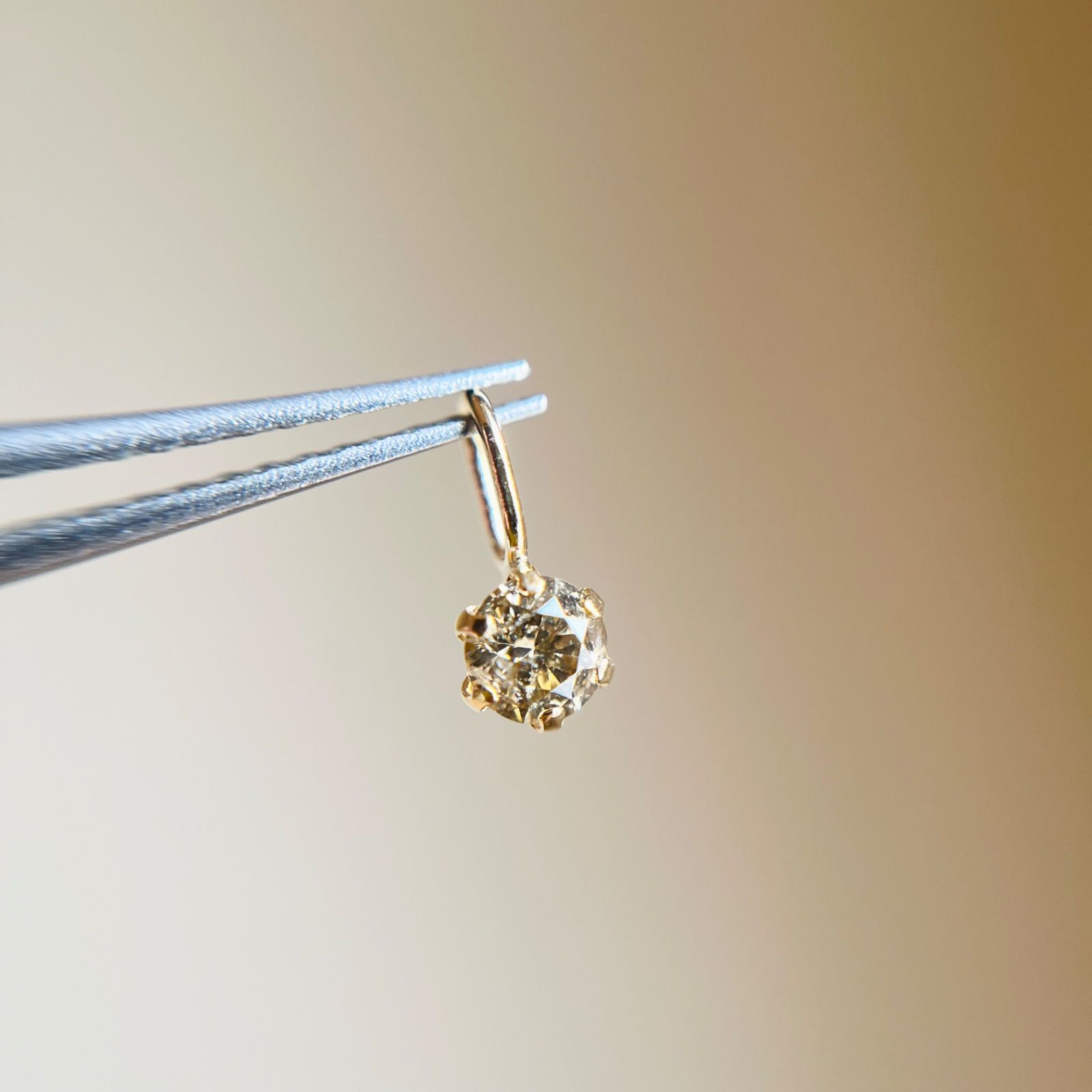 K18YG 天然ダイヤモンド 0.13ct チャーム ペンダントトップ