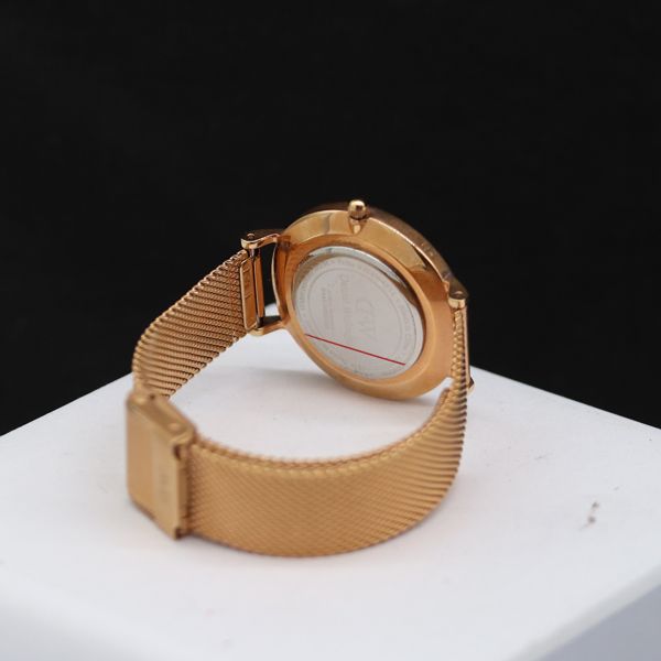【新品未使用品】箱付きダニエルウェリントンレディース腕時計 Daniel Wellington ＼MAX40%OFFセール／ 腕時計 レディース