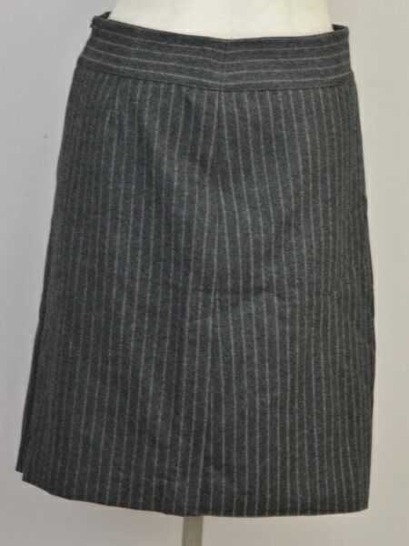 アルマーニ コレッツォーニ ARMANI COLLEZIONI スカート 38サイズ グレー レディース e_u s_z F-L3225