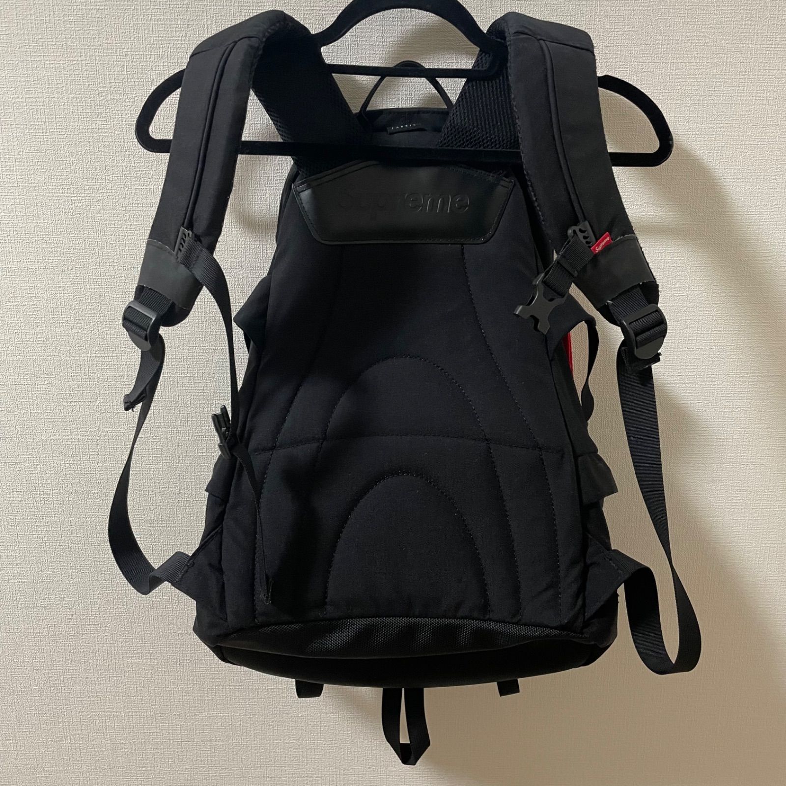 Supreme 15AW contour backpack リュック - メルカリ