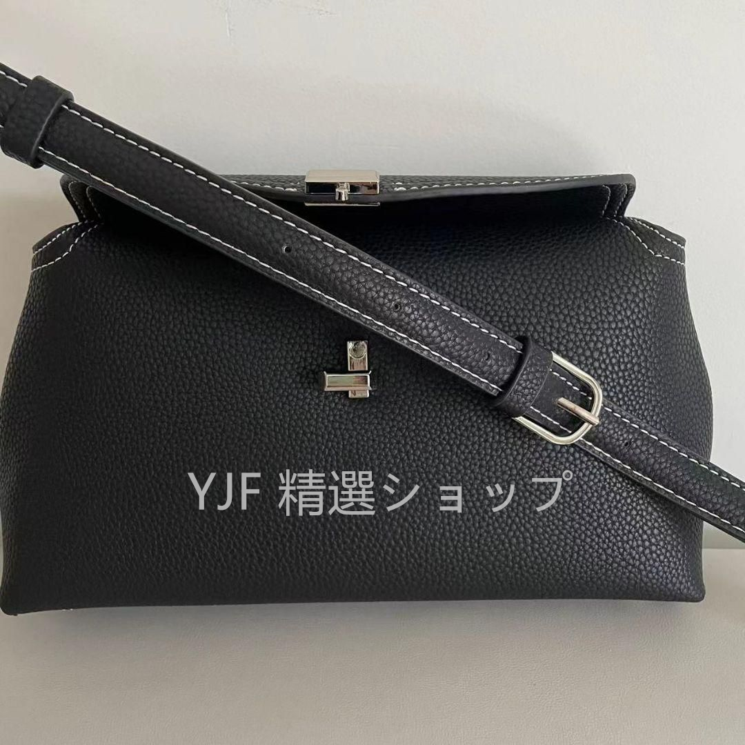 新品 TOTEME T-LOCK クラッチ　ショルダーバッグ