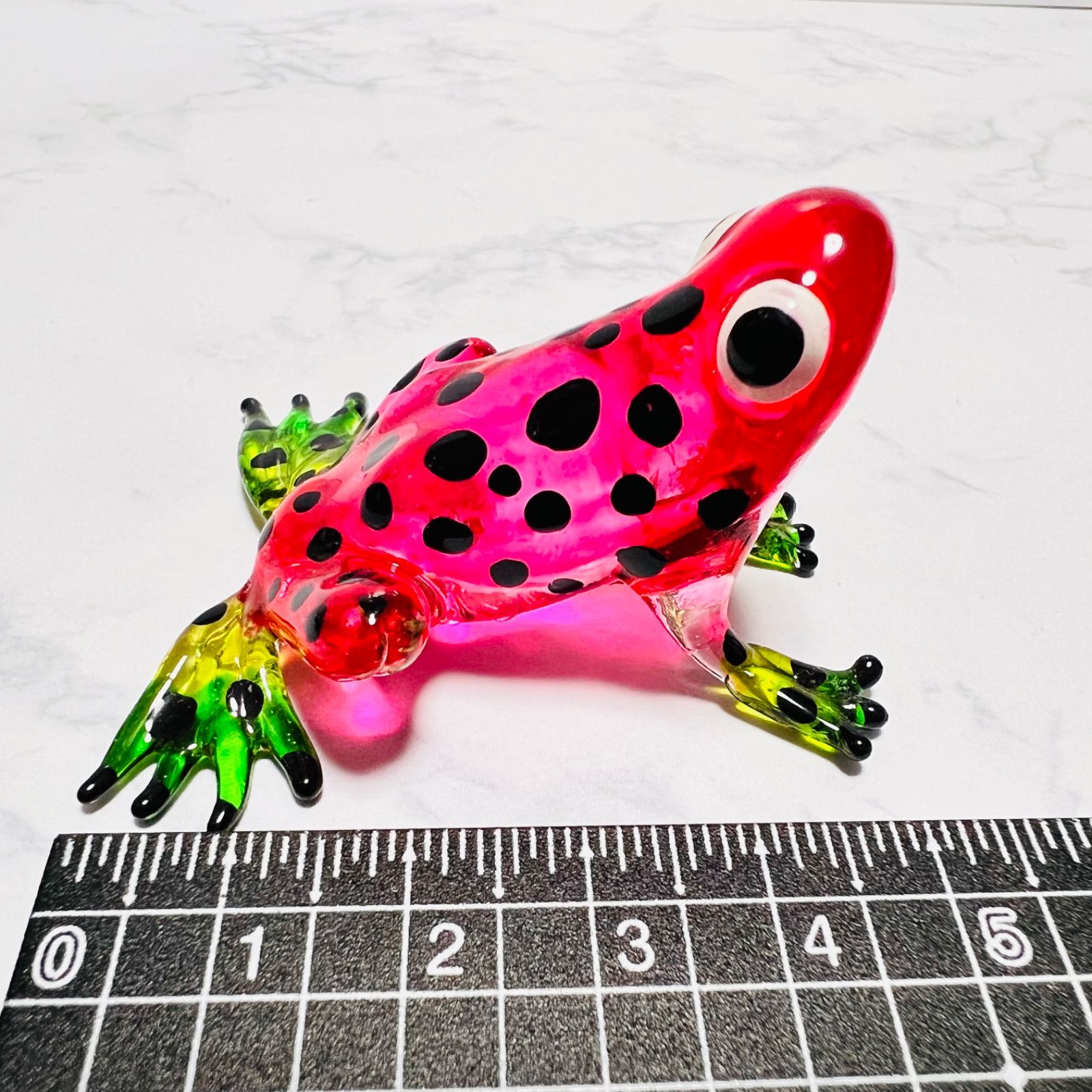カエル　置物　ボヘミアンカットガラス ガラスの置物 カエルM かえる 蛙 アンティーク オーナメント