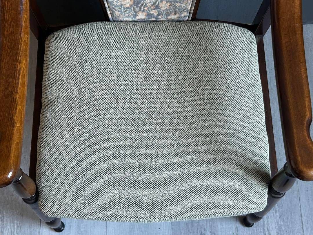 ② リメイク品 尾州生地 ホワイト座面 カリモク コロニアル ② リメイク品 尾州生地 ホワイト座面 カリモク コロニアル