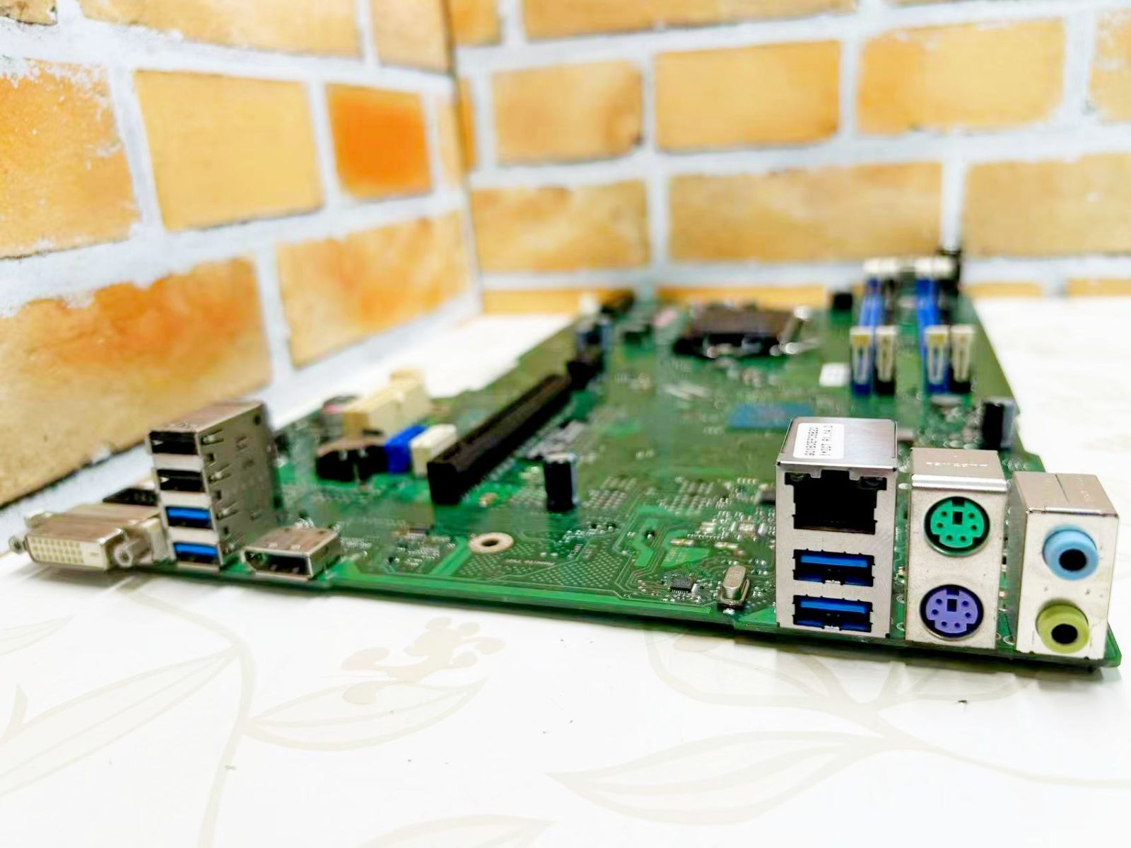 YL0112☆富士通 ESPRIMO D587/SX 交換用マザーボード FMVD3300FP D3523