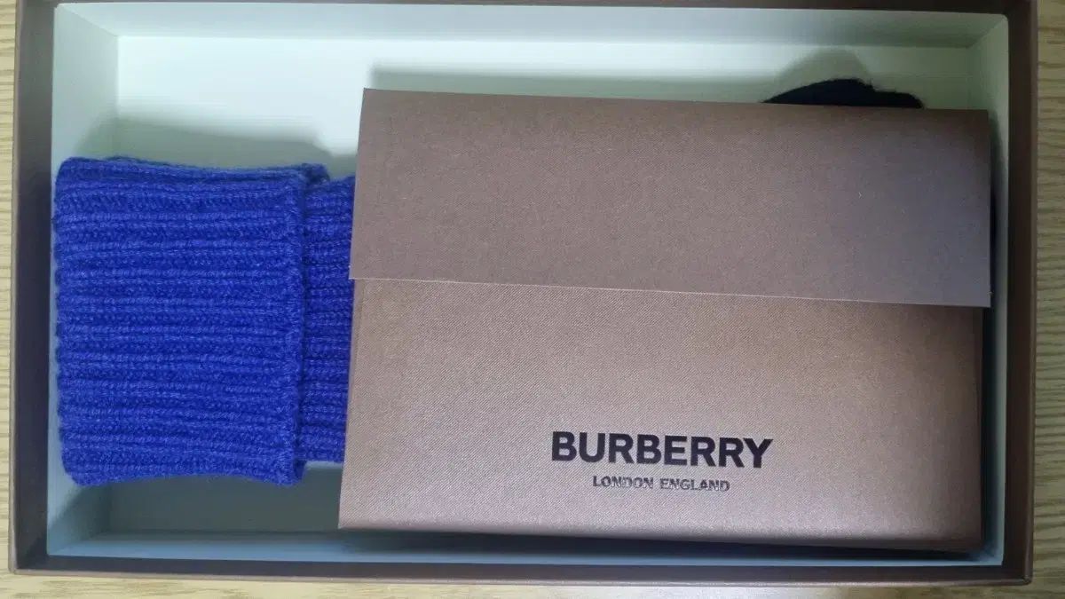 BURBERRY