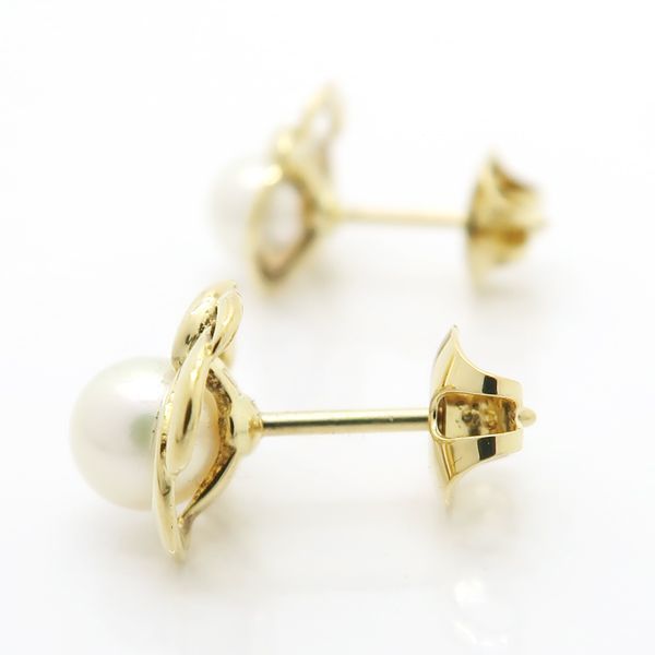 MIKIMOTO ☆美品☆ミキモト K18 パール 約5.3mm ピアス MIKIMOTO ☆美品☆ミキモト K18 パール 約5.3mm ピアス
