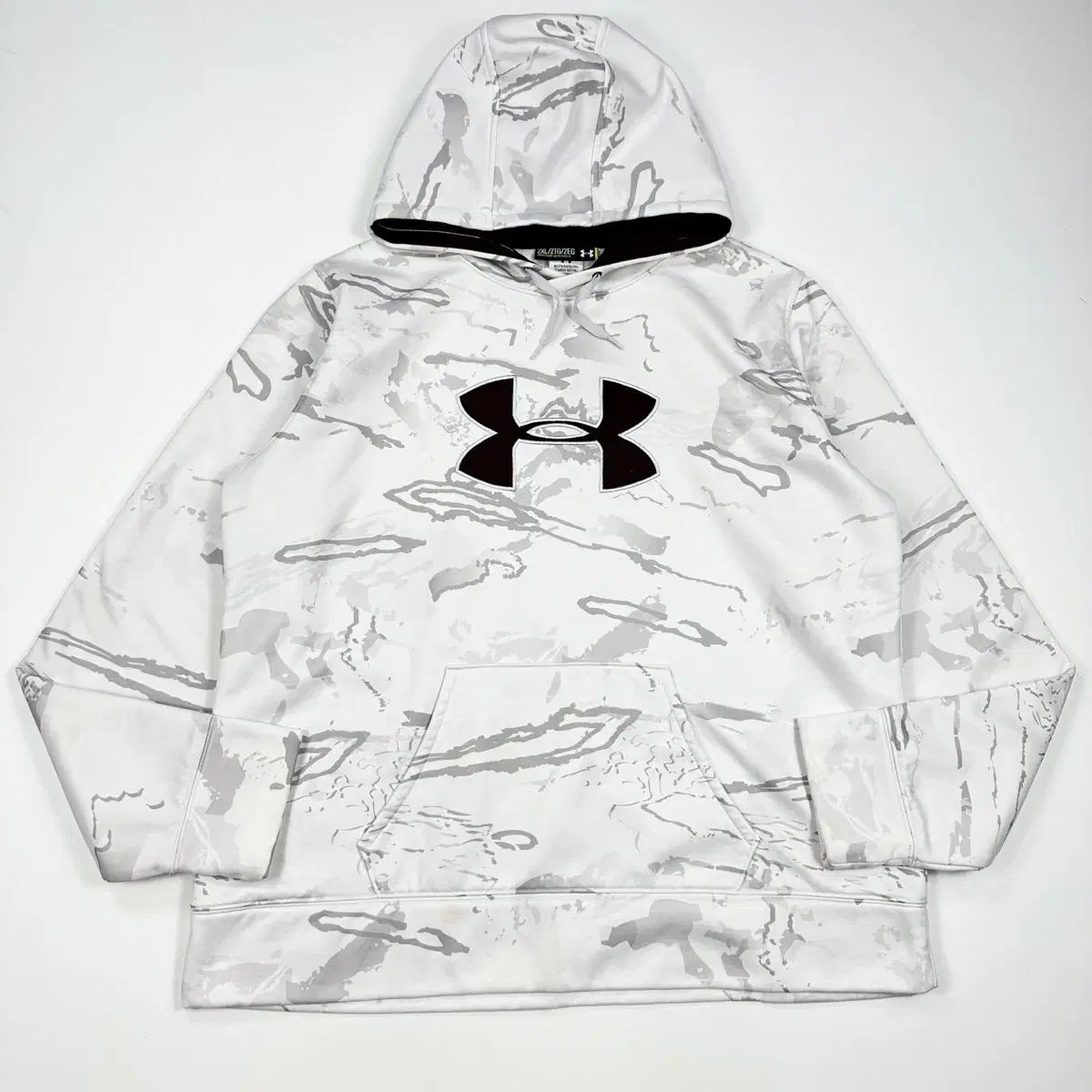 （ 2XL ） UNDER ARMOUR(アンダーアーマー) センターロゴ トレーナー フード付きTシャツ
