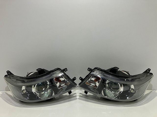 比較的 コーティング加工済 MH23S ワゴンR スティングレーリミテッド ヘッドライト左右 HID 100-59191 X レベ付 バラスト付 250524254