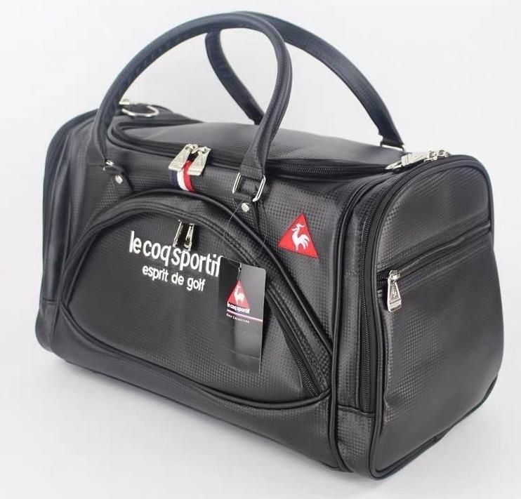 新品ルコックゴルフシューズ収納ポケット付きボストンバッグ ホワイト +ブラック フラップポケットデザイン ボストンバッグ 背面シューズポケット付き