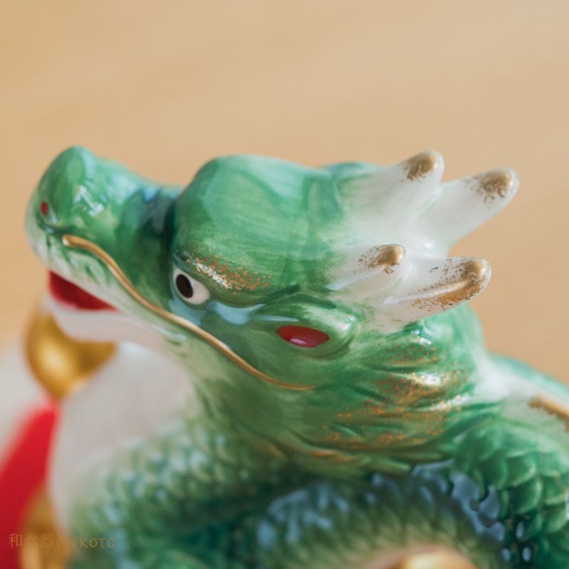 薬師窯 2024年 干支辰 干支 彩絵招福辰（飛龍） 置物 龍 たつ