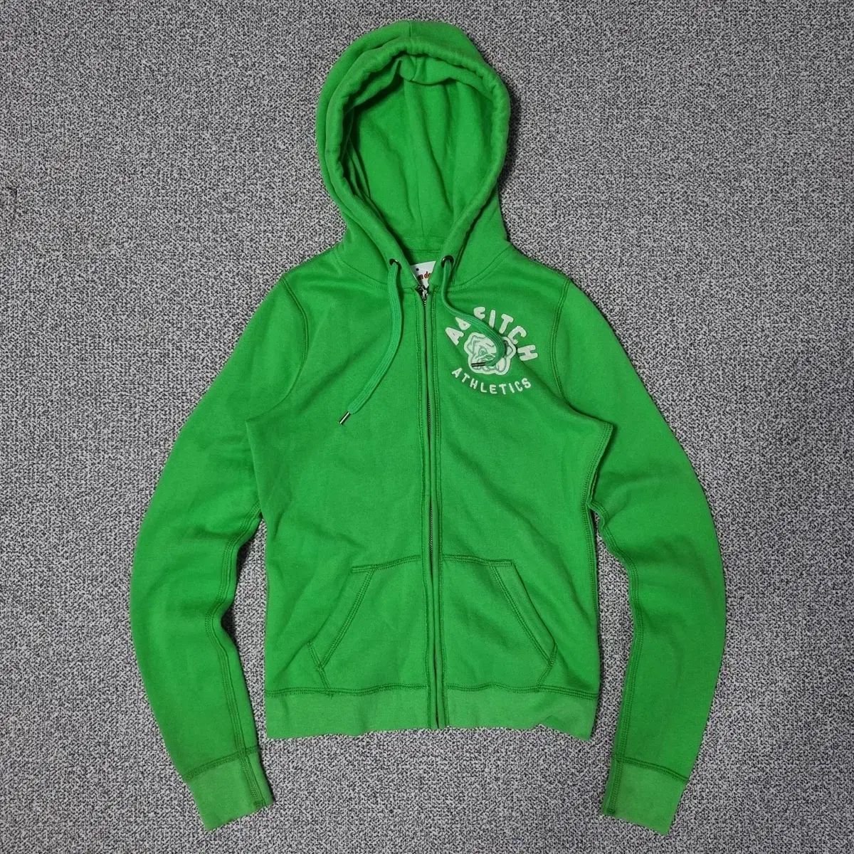 Abercrombie アバクロンビー ピーチ ブルドッグ ジップアップパーカー フード付き