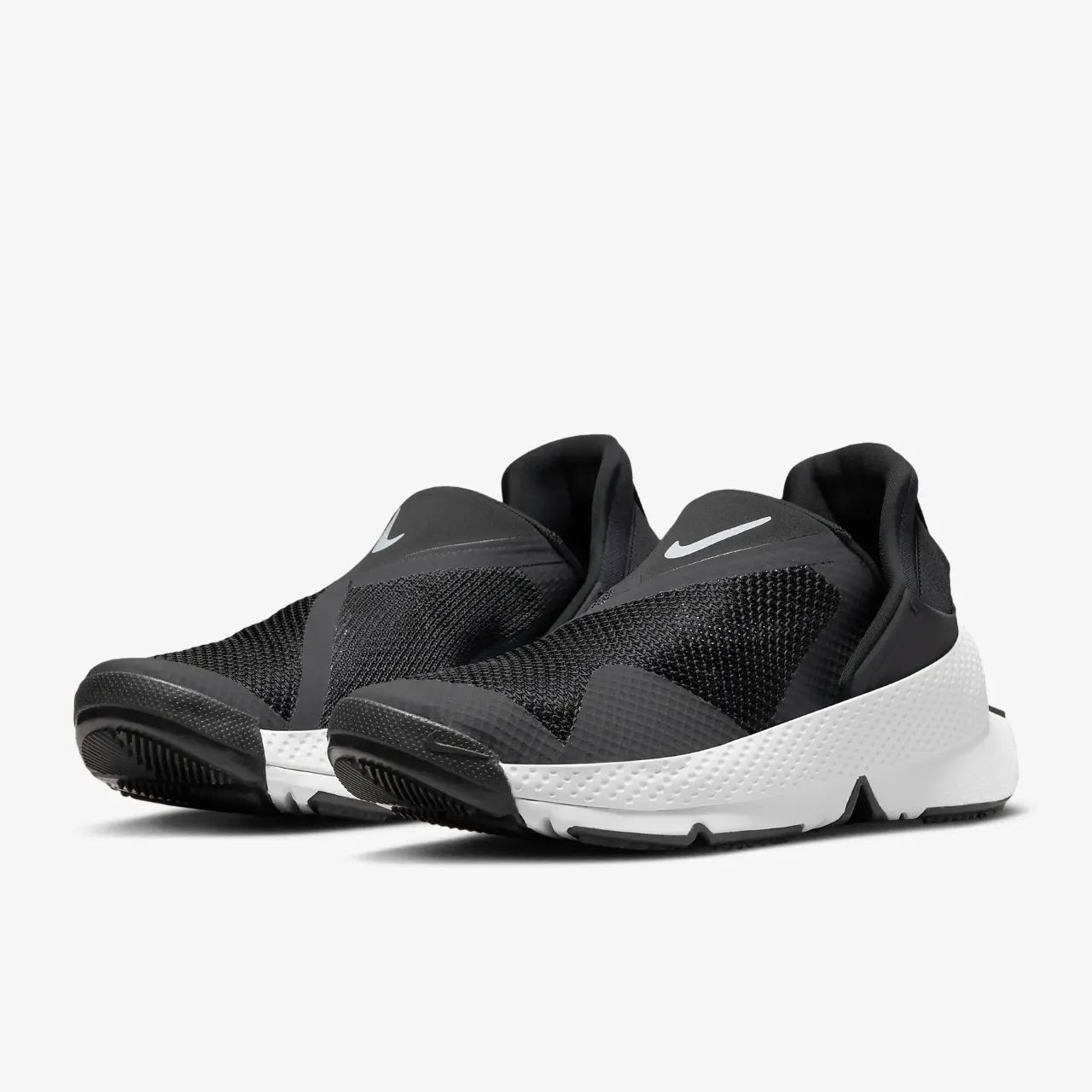 NIKEゴーフライイーズホワイト26.5美品 Amazon.co.jp: [ナイキ] ゴー フライイーズ W Go FlyEase