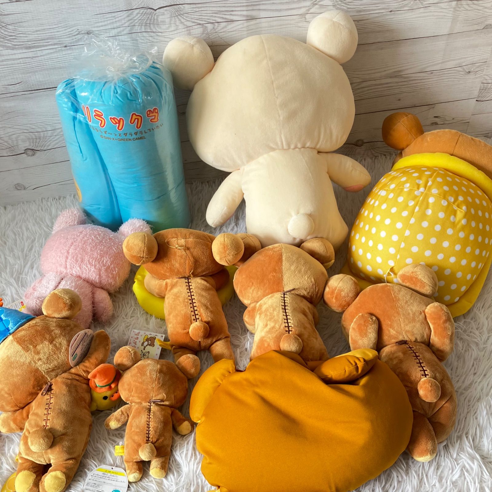 リラックマ　ぬいぐるみ　雑貨　まとめ売り　全16点 リラックマ ぬいぐるみ 雑貨 まとめ売り 全16点の通販はau PAY