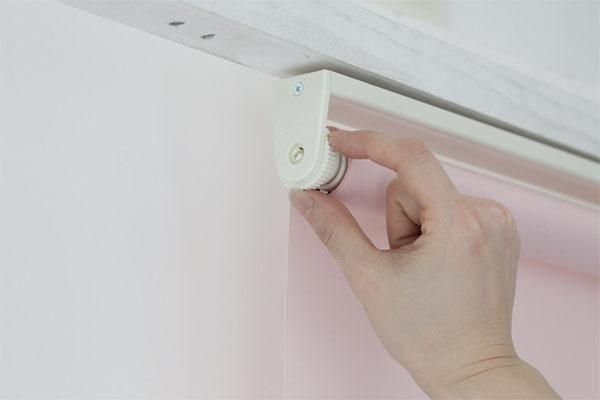 タチカワ TIORIOティオリオ ロールスクリーン遮光2級防炎規格品 巾155×高さ100cm TR-3361 アイボリー NEXPOTALLINN_EU