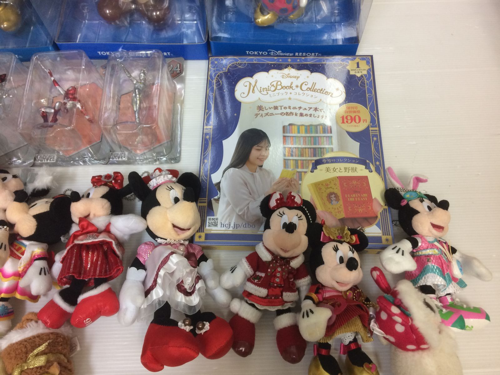 2024年のクリスマスの特別な衣装 ディズニー グッズ 現状品 まとめ 超大量 フィギュア その他