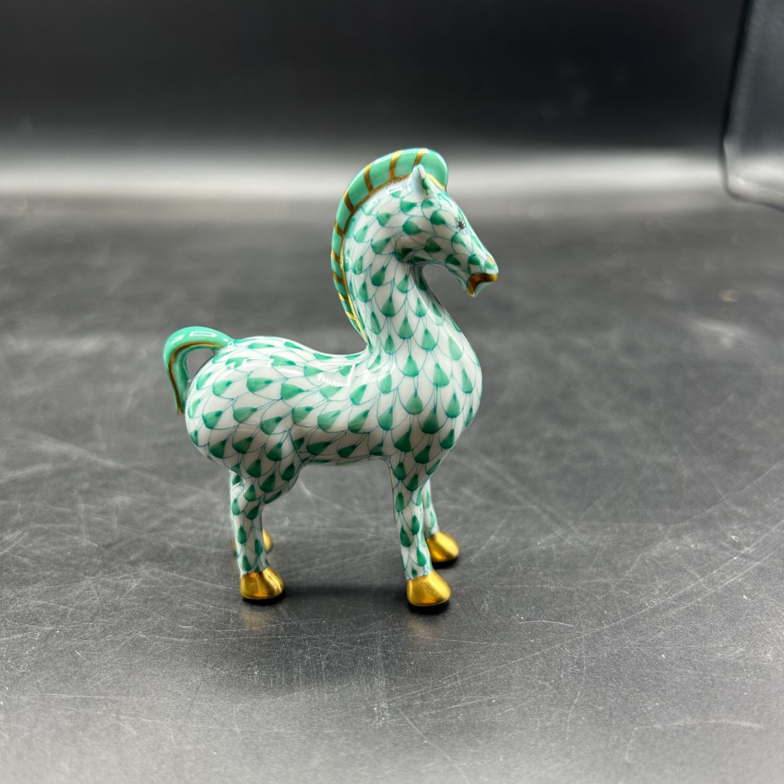 ヘレンド　HEREND フィギュリン　干支　巳　ヘビ　緑 ヘレンド HEREND フィギュリン 干支 巳 ヘビ 緑 巳 年 置物