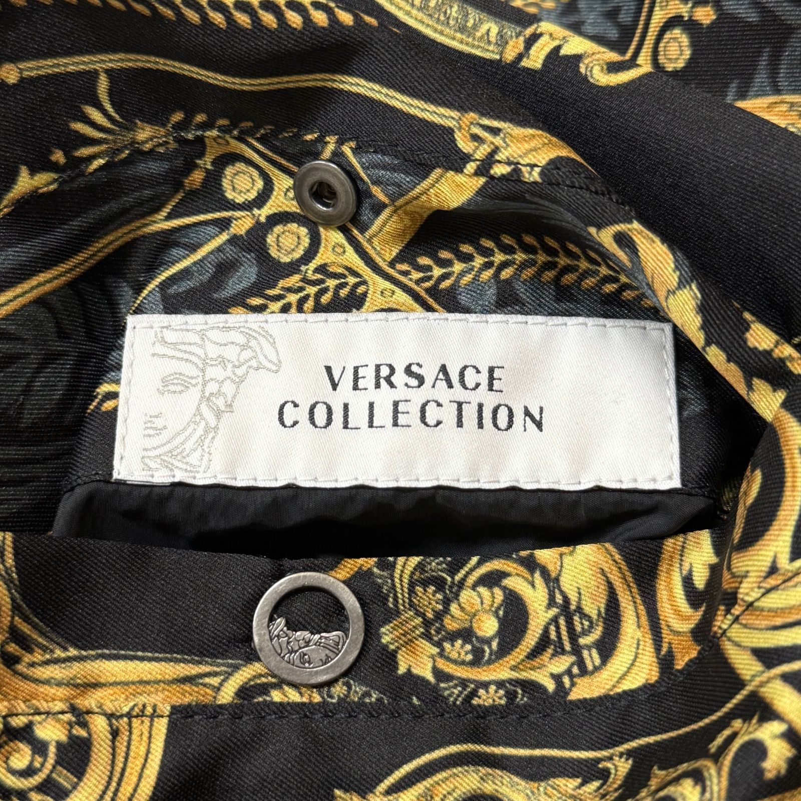 VERSACE ヴェルサーチ　リバーシブルブルゾン　ヴィンテージ VERSACE/ヴェルサーチ】より総柄リバーシブルブルゾンが買取入荷