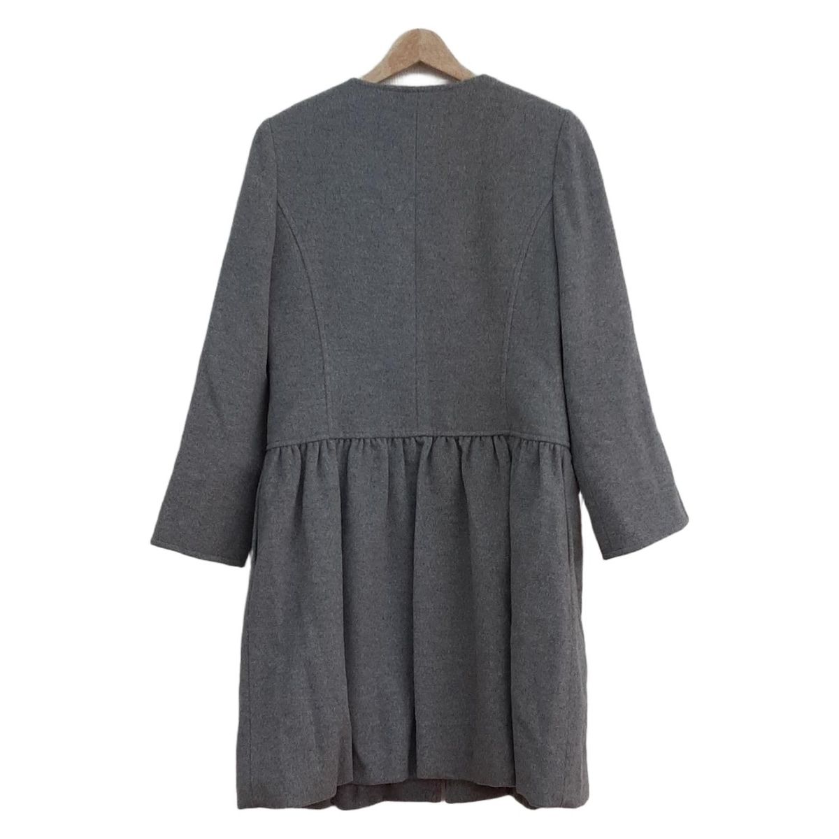 M S GRACY エムズグレイシー コート サイズ40 M レディース - グレー×アイボリー 長袖 フラワー 花 スパンコール 秋 冬