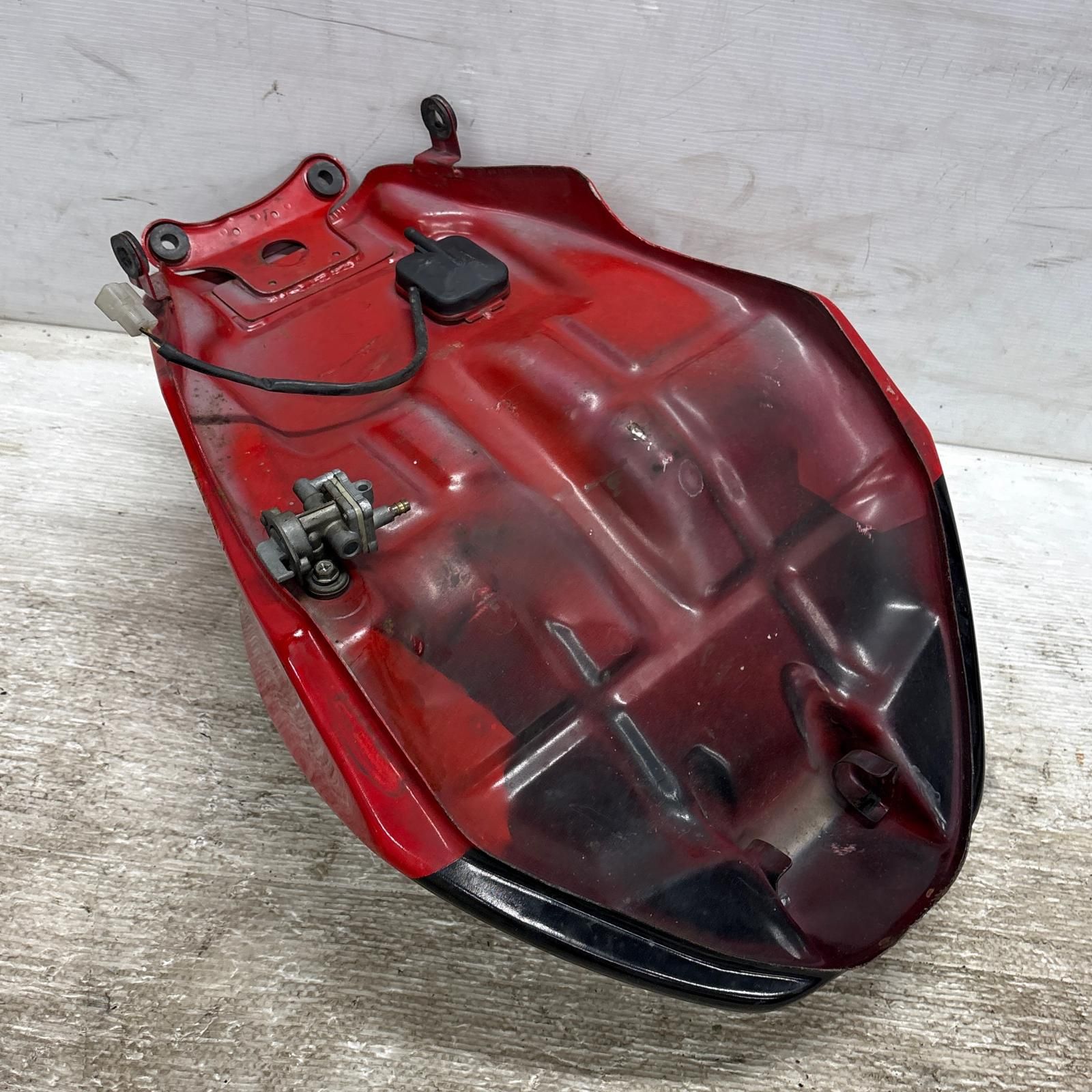 ZX400D ガソリンタンク