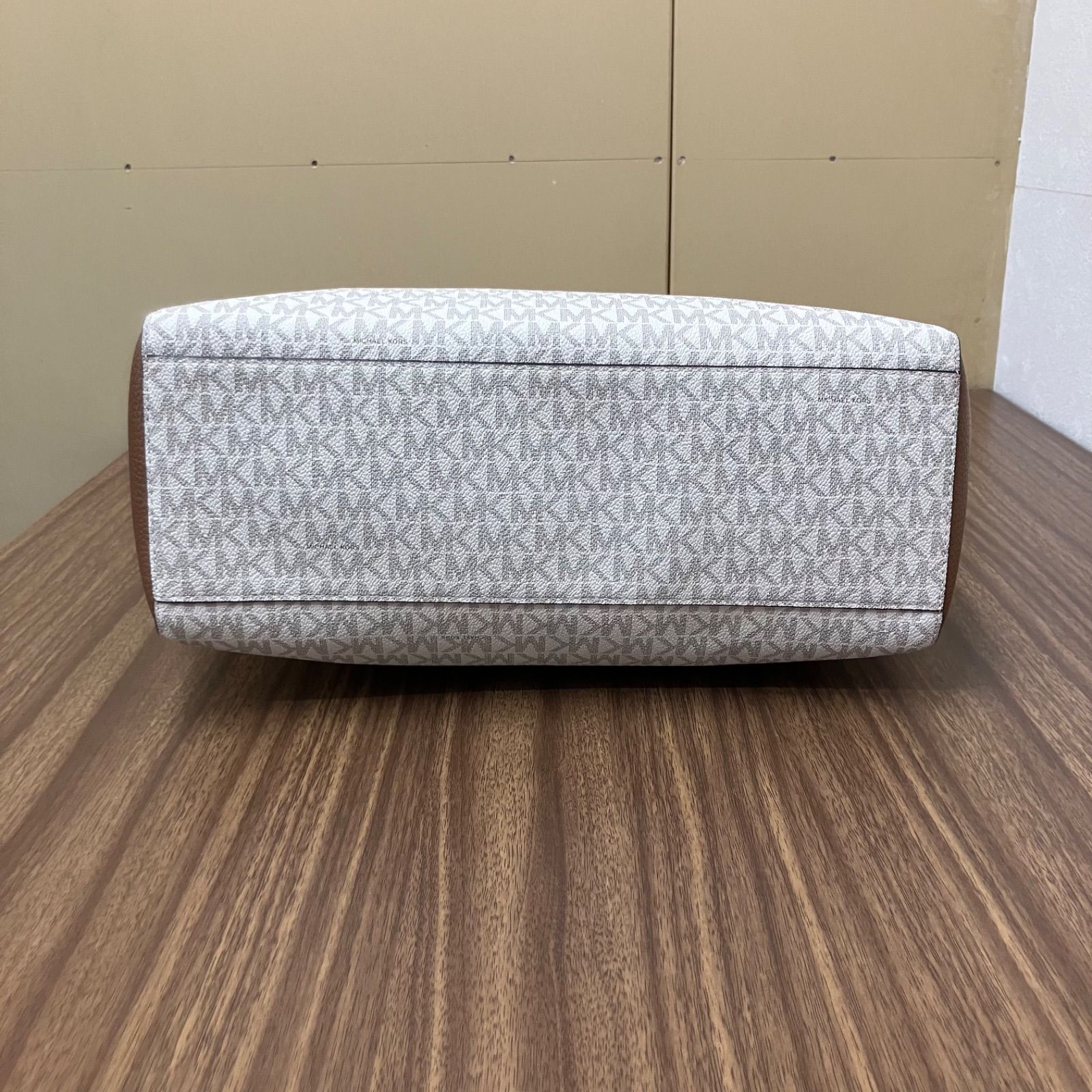 ◼︎MICHAEL KORS マイケルコース トートバッグ 茶 ブラウン 白 