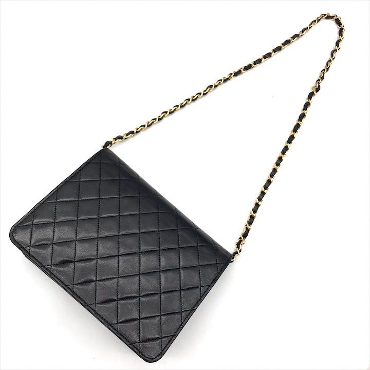 美品 CHANEL シャネル ココマーク マトラッセ ラムスキン プッシュ  