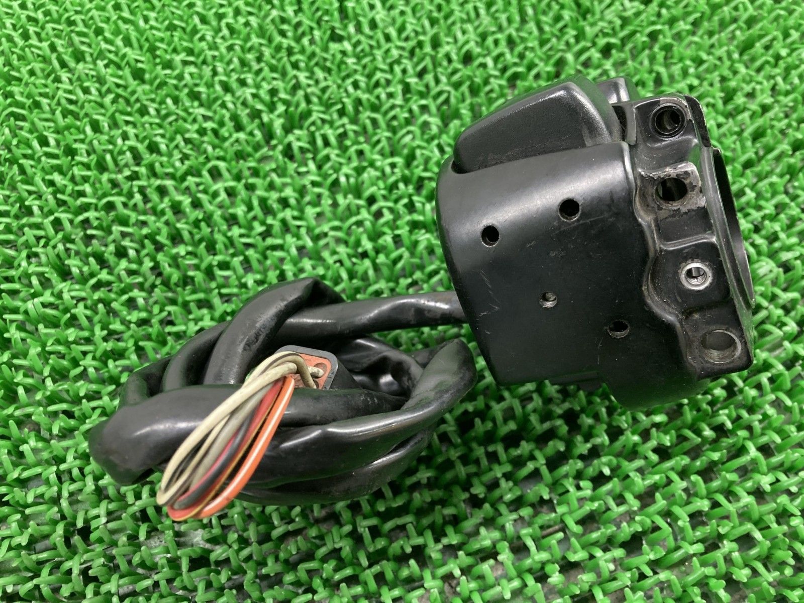 ソフテイル ハンドルスイッチ 右 ハーレー 純正 バイク 部品 エボ EVO TC88 FLST FXST 車検 Genuine mA