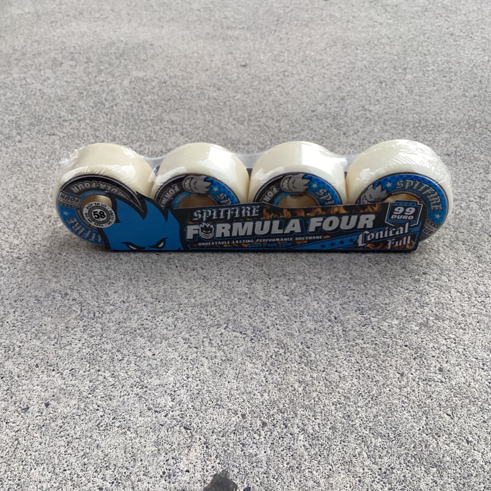 Spitfire Formula Four 58mm 99D ウィール Spitfire Formula Four Conical Full Skateboard Wheels 58MM