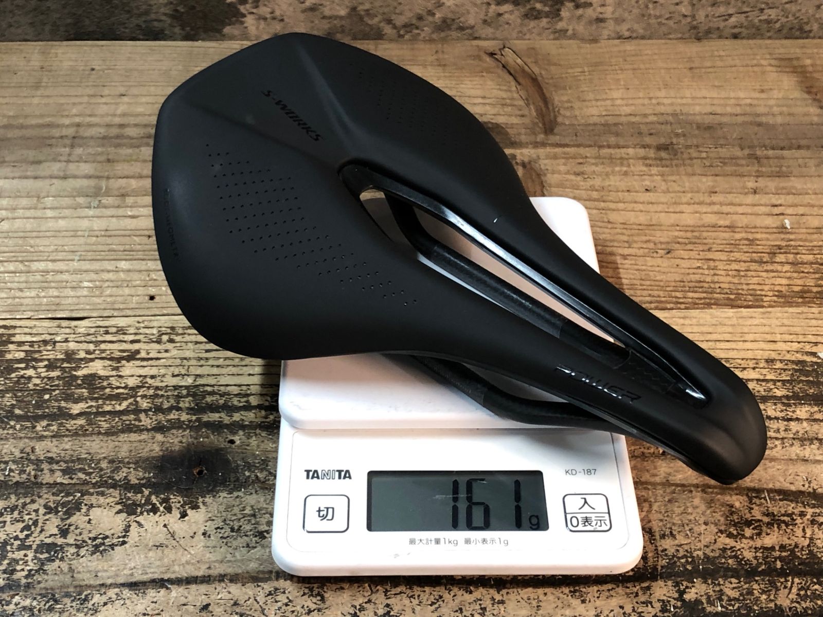 ぴったり JM705 スペシャライズド SPECIALIZED S-WORKS POWER CARBON SADDLE サドル 黒 143mm カーボンレール