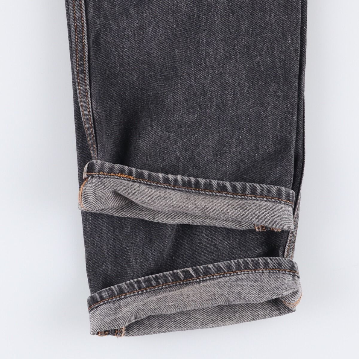 ストレートデニムパンツ