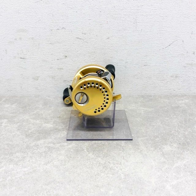 SHIMANO/シマノ 14カルカッタコンクエスト 100 右【83766-007】 - メルカリ
