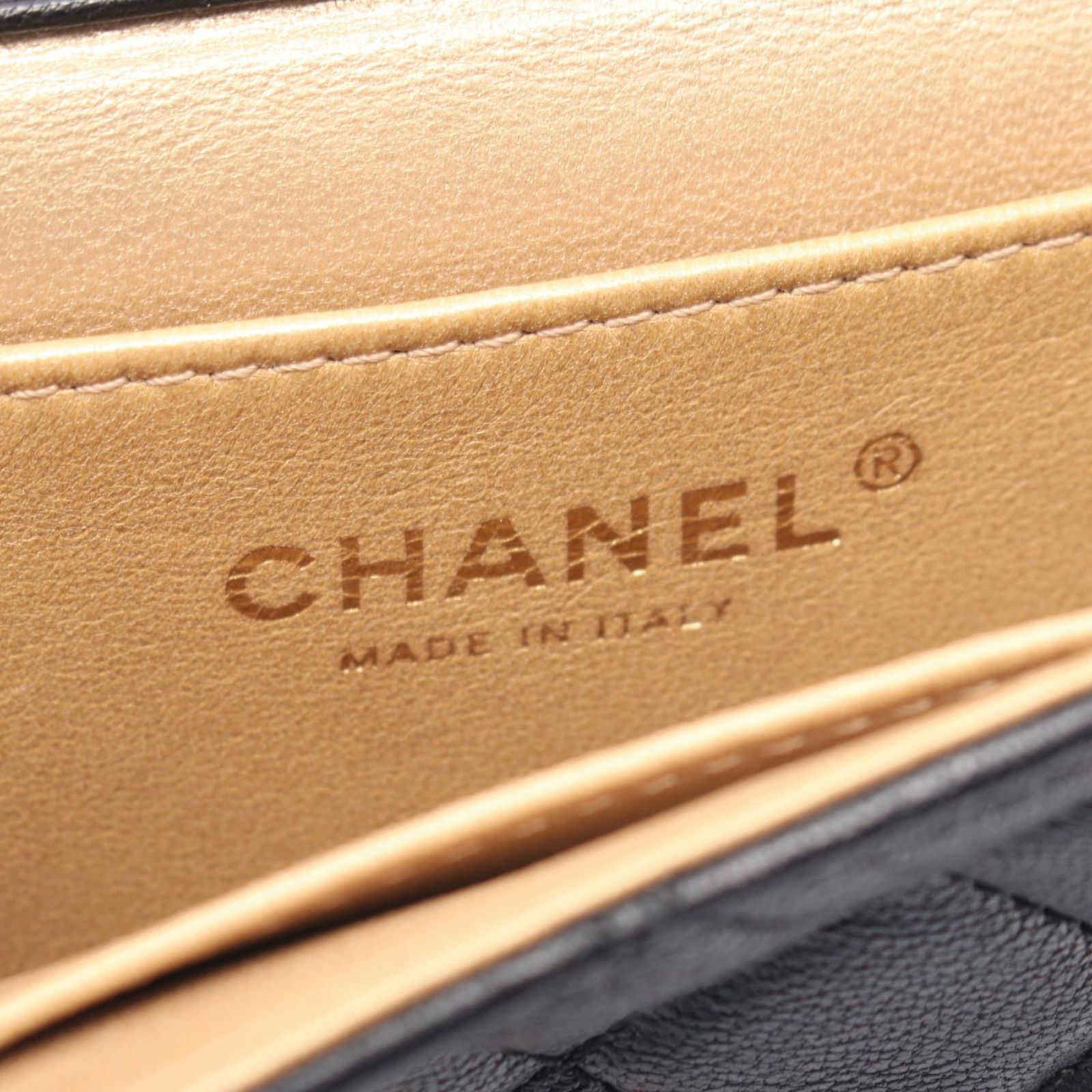 CHANEL ショルダーバッグ