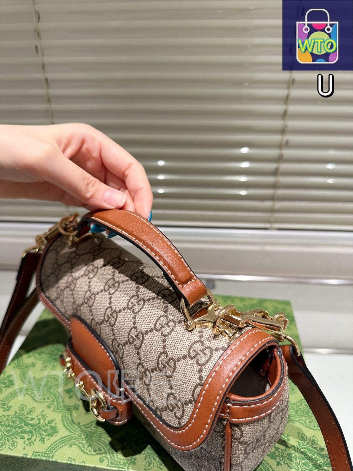 GUCCI 希少 サドルバッグ GUCCI 希少 サドルバッグ