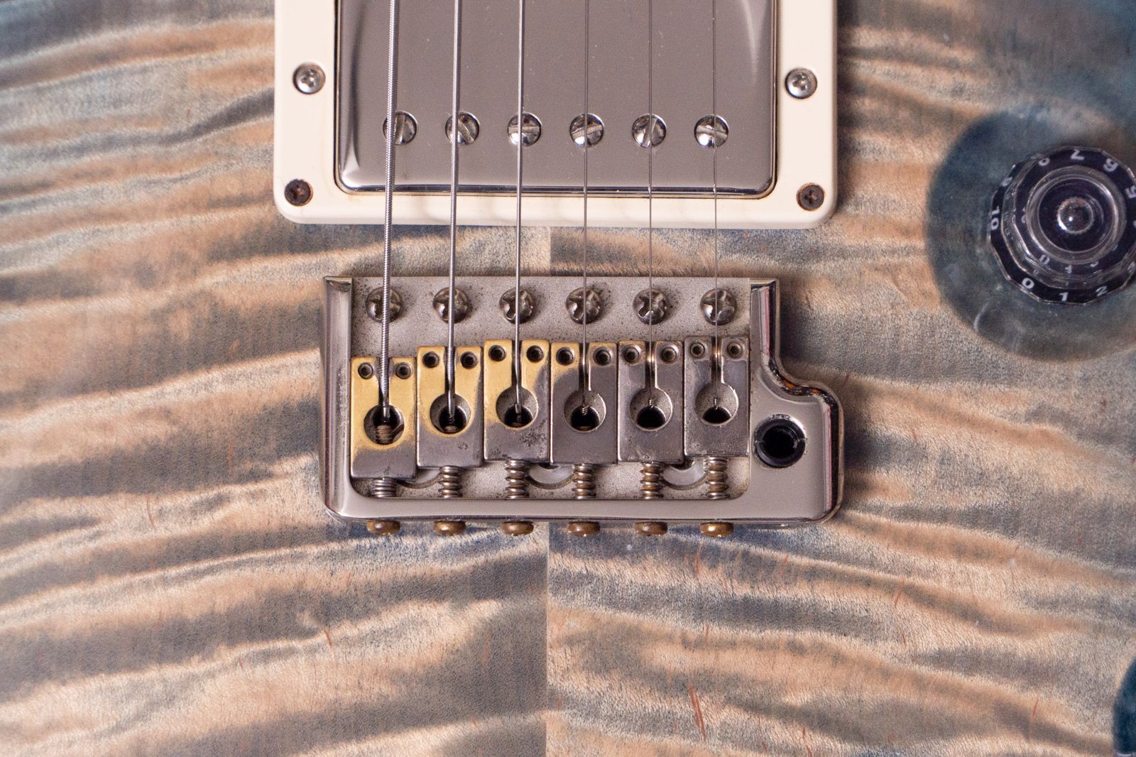 Fernandes-TEJ系統派生オリジナルギター/コリーナボディネック Fernandes-TEJ系統派生オリジナルギター/コリーナボディネック