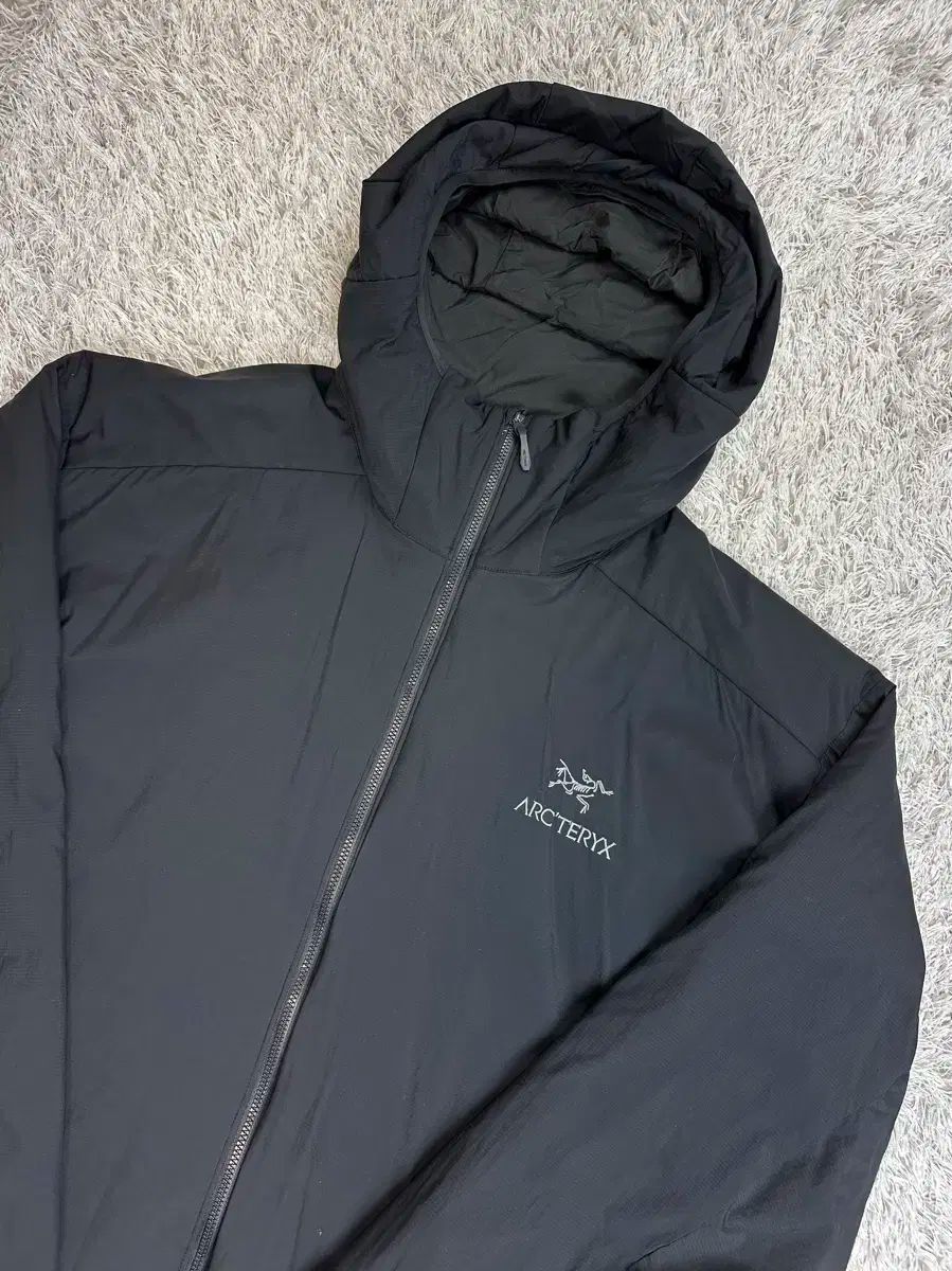 XXL 正規品 ARC TERYX アークテリクス Atom アトム フーディ ブラック