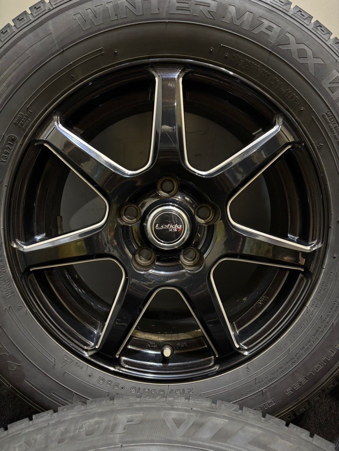 ☆215/65R16 DUNLOP/WINTER MAXX 03 21年製 Lofida 16インチ 6.5