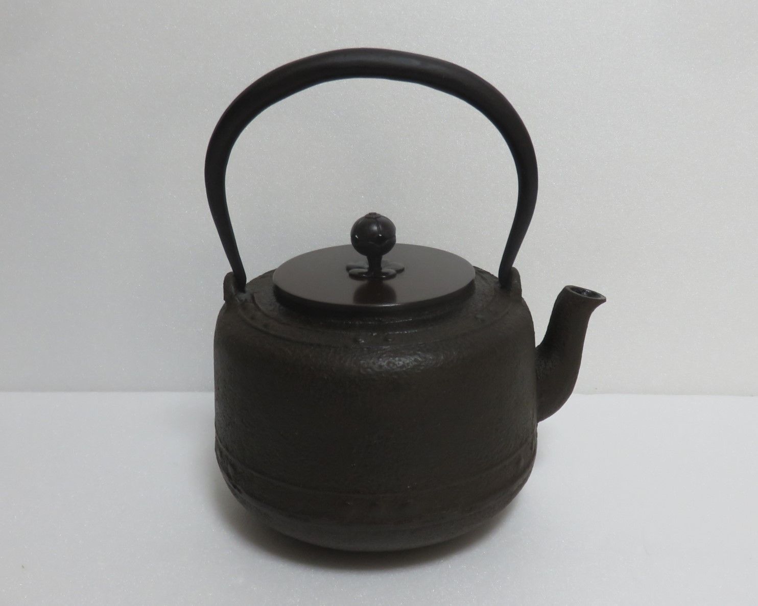 煎茶道具　正寿堂造 　萬代屋　鉄瓶　鉄釜　共箱 煎茶道具 正寿堂造 萬代屋 鉄瓶 鉄釜 共箱